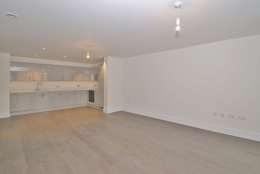 Images for Sycamore Road, Amersham, Buckinghamshire EAID:2640919782 BID:AML