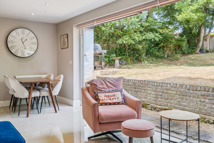 Images for Chalfont St. Giles EAID:2640919782 BID:CSG