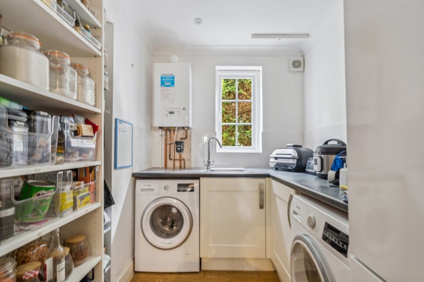 Images for Chalfont St. Giles EAID:2640919782 BID:CSG