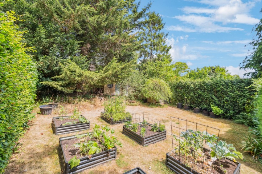 Images for Chalfont St. Giles EAID:2640919782 BID:CSG