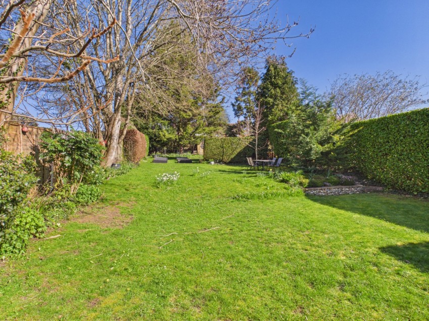 Images for Chalfont St. Giles EAID:2640919782 BID:CSG