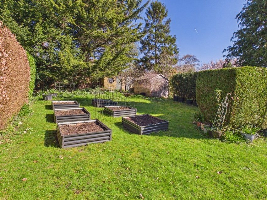 Images for Chalfont St. Giles EAID:2640919782 BID:CSG