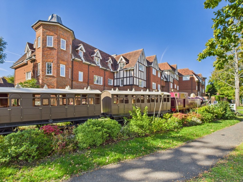 Images for Amersham, Buckinghamshire EAID:2640919782 BID:AML