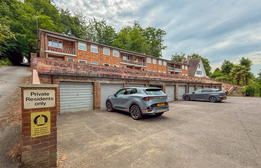 Images for Station Road, Amersham, Buckinghamshire EAID:2640919782 BID:AML