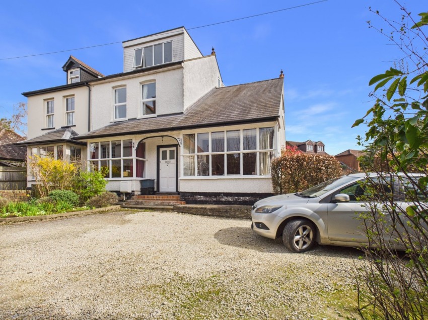 Images for Amersham, Buckinghamshire EAID:2640919782 BID:AME