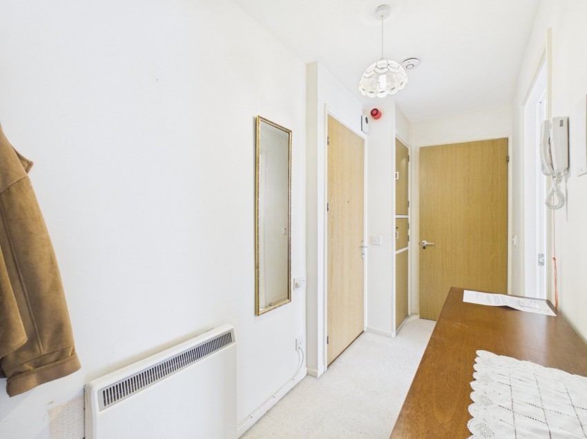 Images for Amersham, Buckinghamshire EAID:2640919782 BID:AME