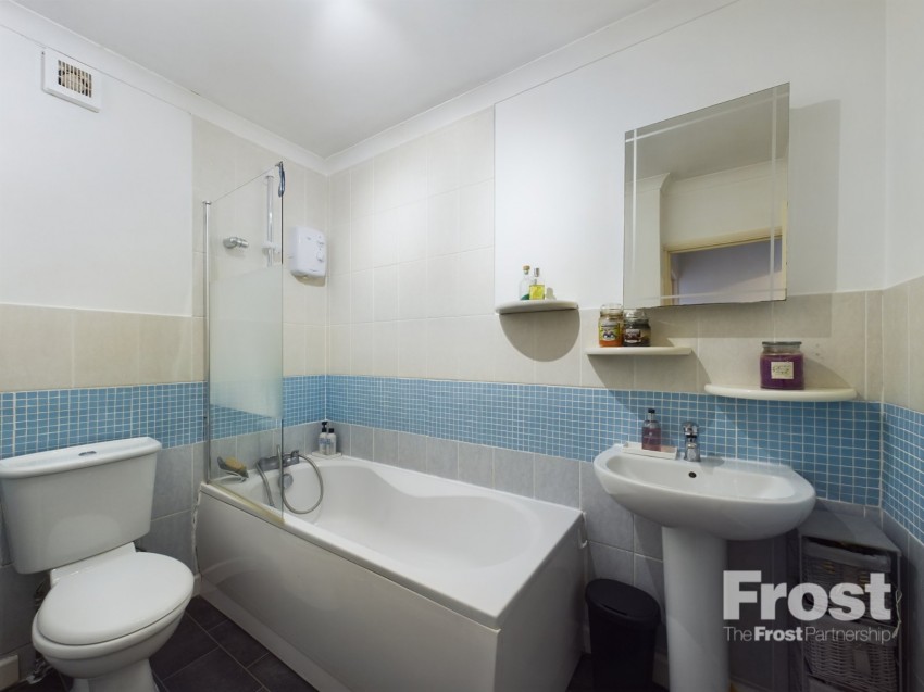 Images for Ashford, Surrey EAID:2640919782 BID:ASH