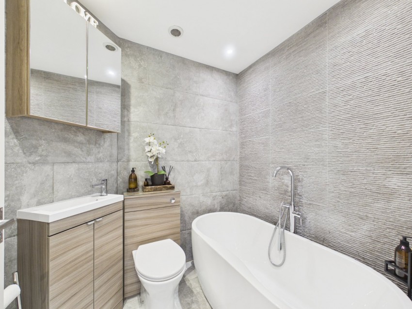 Images for Ashford, Middlesex EAID:2640919782 BID:ASH