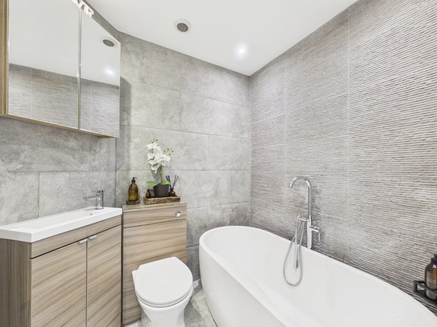 Images for Ashford, Middlesex EAID:2640919782 BID:ASH