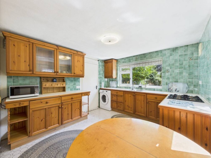 Images for Ashford, Surrey EAID:2640919782 BID:ASH