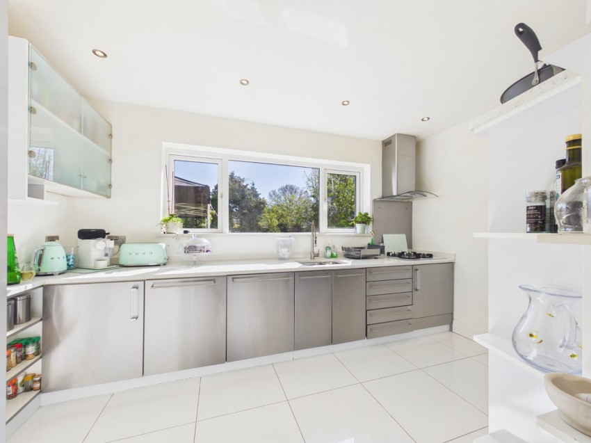 Images for Ashford, Surrey EAID:2640919782 BID:ASH