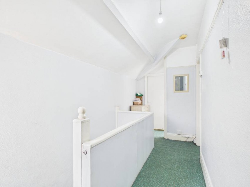 Images for Staines-upon-Thames, Surrey EAID:2640919782 BID:STA