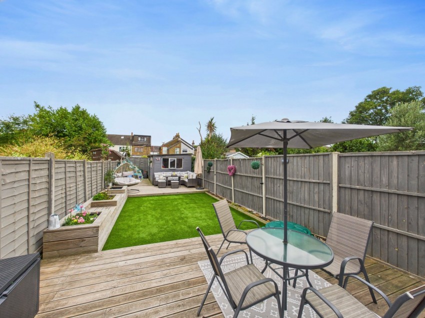 Images for Ashford, Surrey EAID:2640919782 BID:ASH
