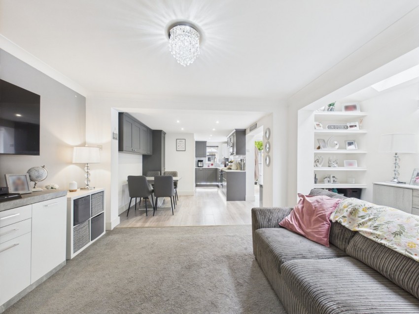 Images for Ashford, Surrey EAID:2640919782 BID:ASH