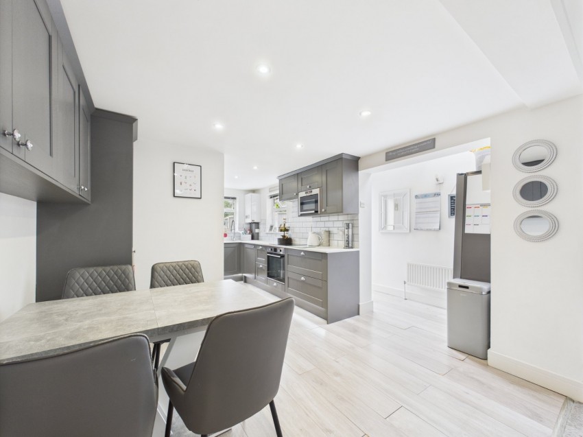 Images for Ashford, Surrey EAID:2640919782 BID:ASH