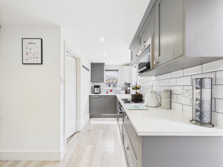 Images for Ashford, Surrey EAID:2640919782 BID:ASH