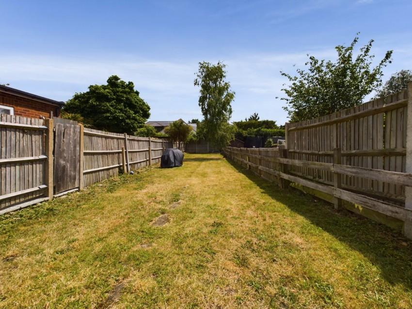 Images for Ashford, Surrey EAID:2640919782 BID:ASH