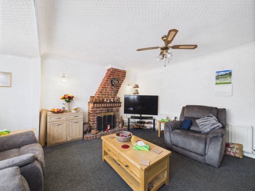 Images for Feltham, Middlesex EAID:2640919782 BID:FEL