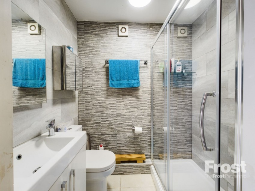 Images for Ashford, Surrey EAID:2640919782 BID:ASL