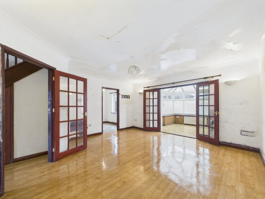 Images for Ashford, Surrey EAID:2640919782 BID:ASH