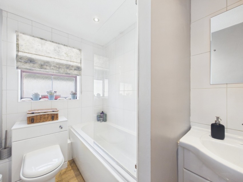 Images for Ashford, Surrey EAID:2640919782 BID:ASH