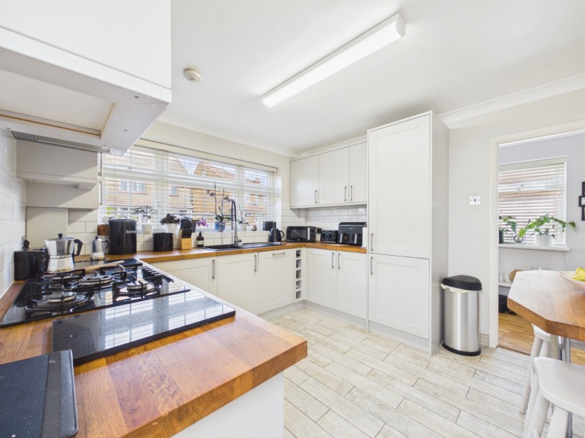 Images for Ashford, Surrey EAID:2640919782 BID:ASH