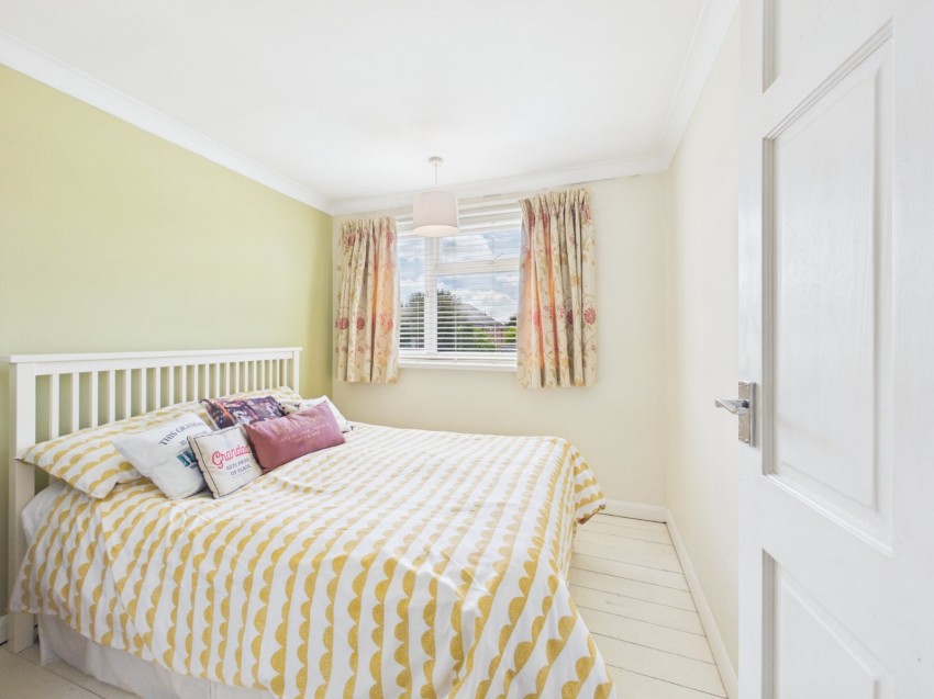 Images for Ashford, Surrey EAID:2640919782 BID:ASH