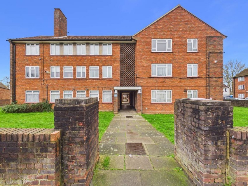 Images for Ashford, Surrey EAID:2640919782 BID:ASH
