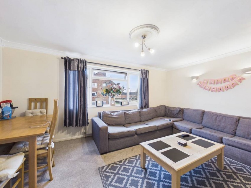 Images for Ashford, Surrey EAID:2640919782 BID:ASH