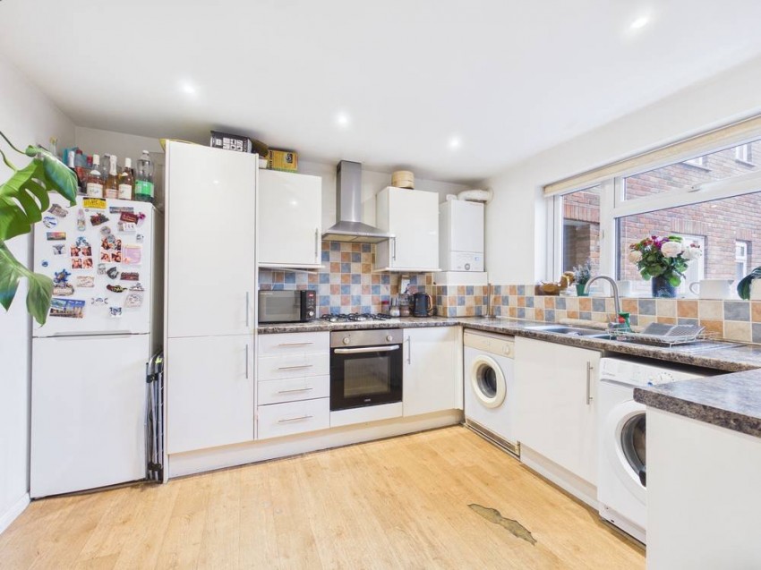 Images for Ashford, Surrey EAID:2640919782 BID:ASH