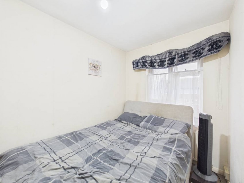 Images for Ashford, Surrey EAID:2640919782 BID:ASH