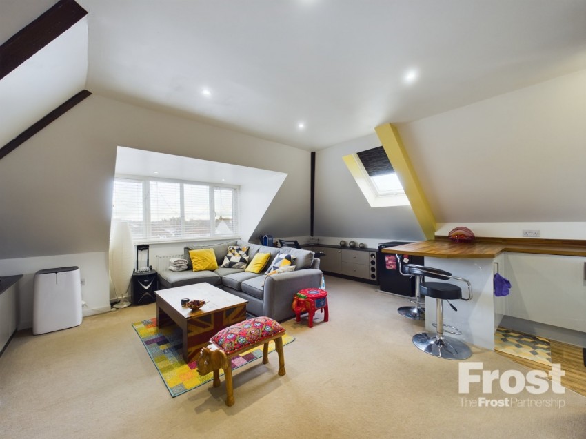 Images for Ashford, Surrey EAID:2640919782 BID:ASH