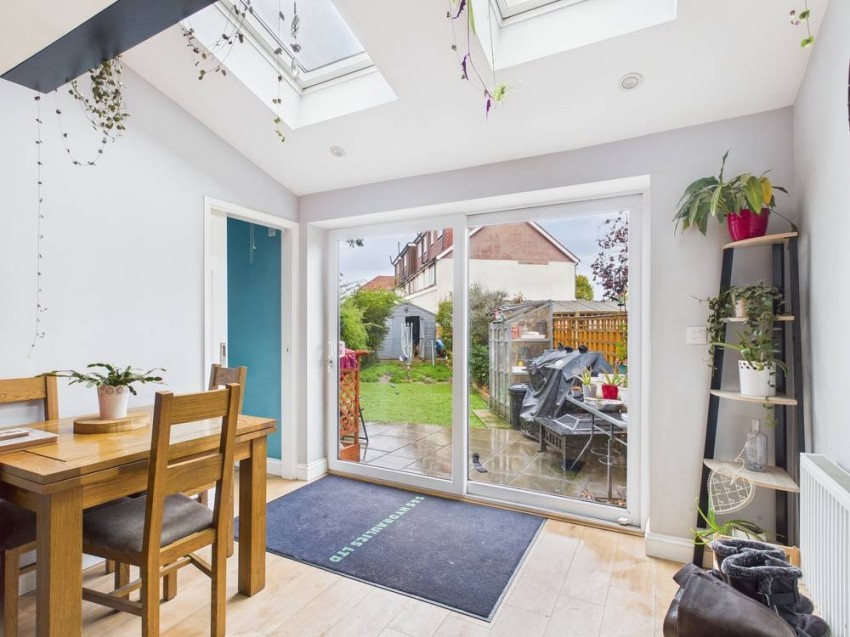 Images for Ashford, Surrey EAID:2640919782 BID:ASH