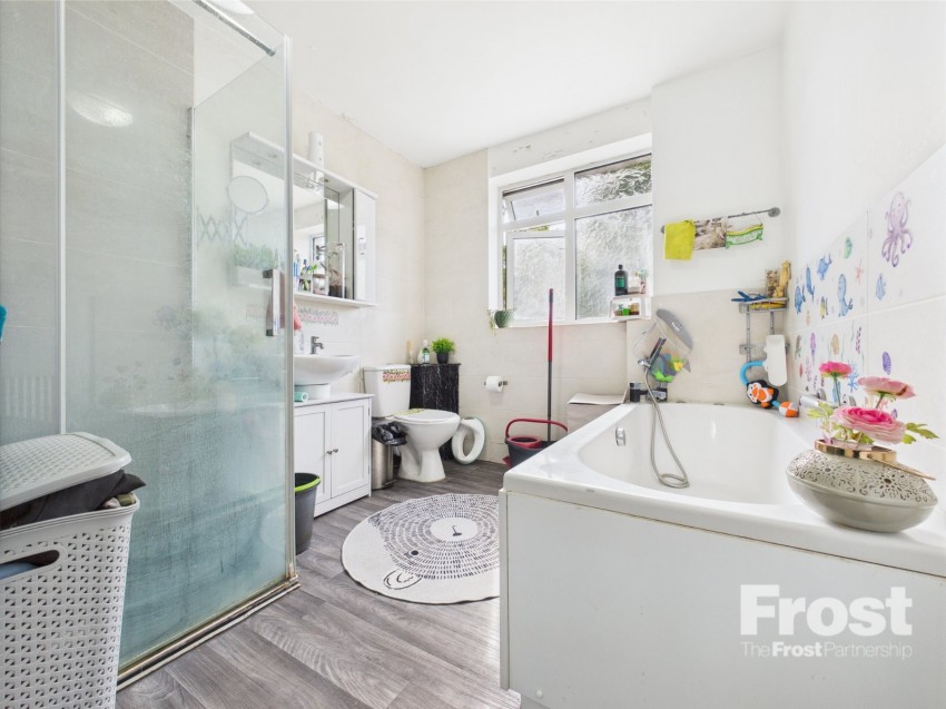 Images for Ashford, Surrey EAID:2640919782 BID:ASH