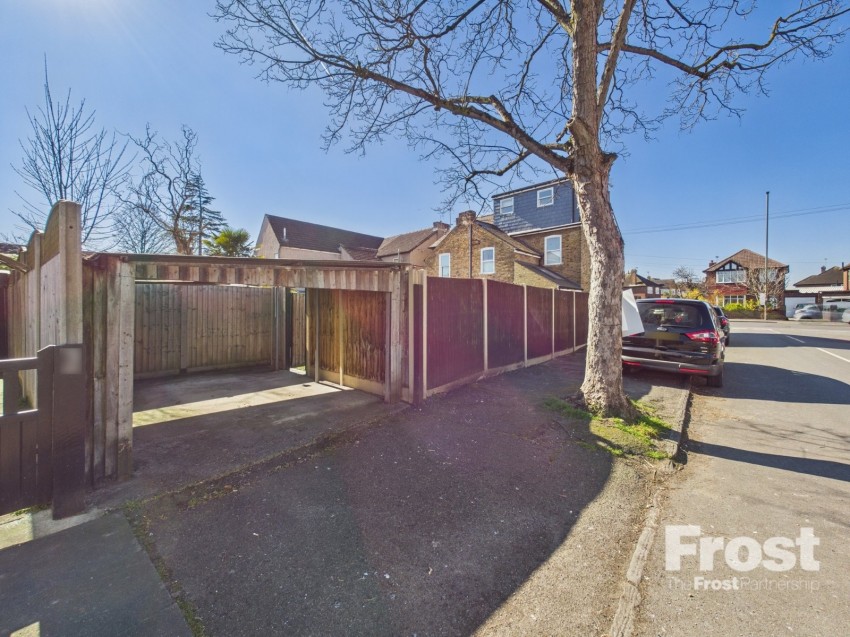 Images for Ashford, Surrey EAID:2640919782 BID:ASH