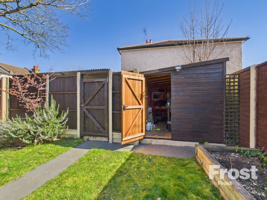 Images for Ashford, Surrey EAID:2640919782 BID:ASH