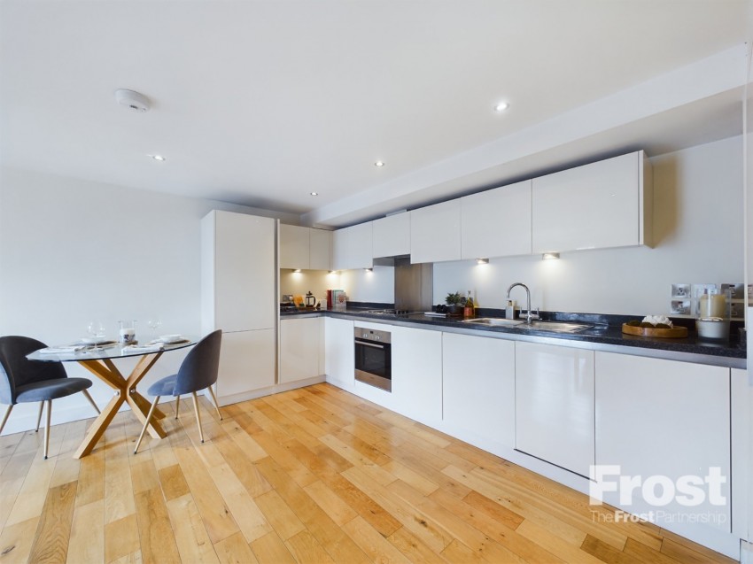 Images for Ashford, Surrey EAID:2640919782 BID:ASH