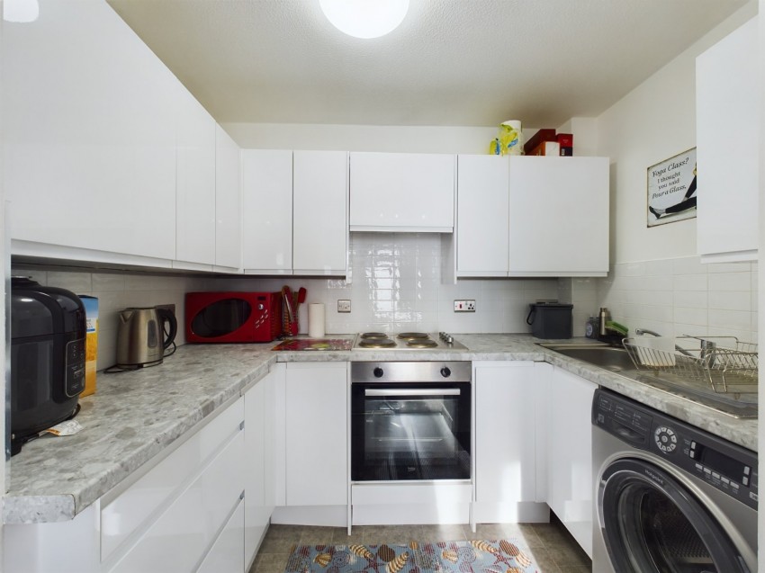 Images for Ashford, Surrey EAID:2640919782 BID:ASH