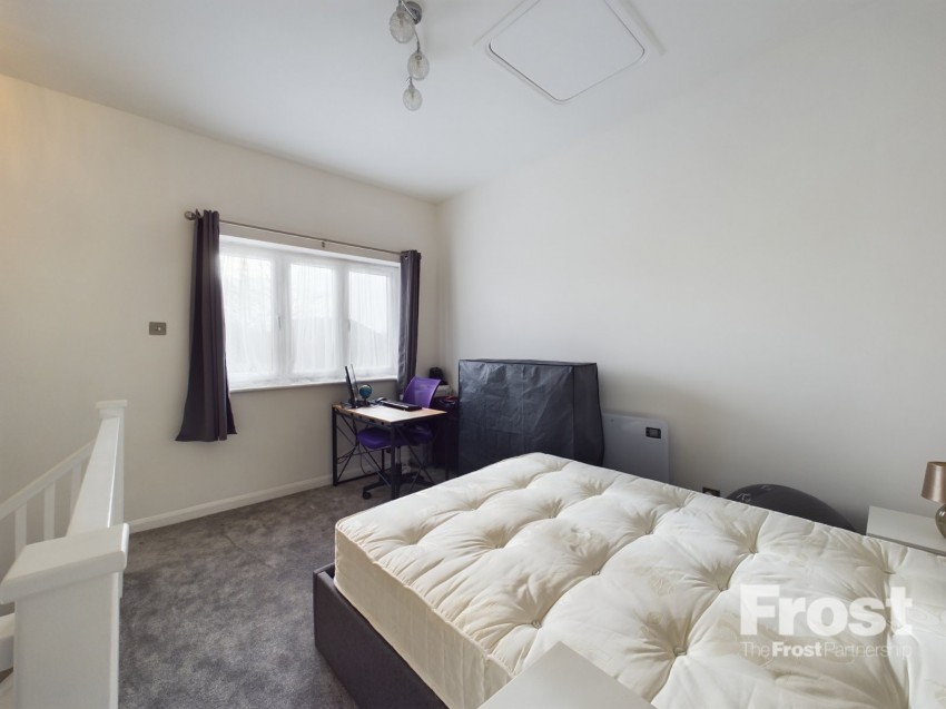 Images for Ashford, Surrey EAID:2640919782 BID:ASH