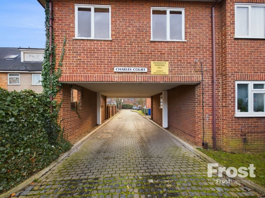 Images for Ashford, Surrey EAID:2640919782 BID:ASH