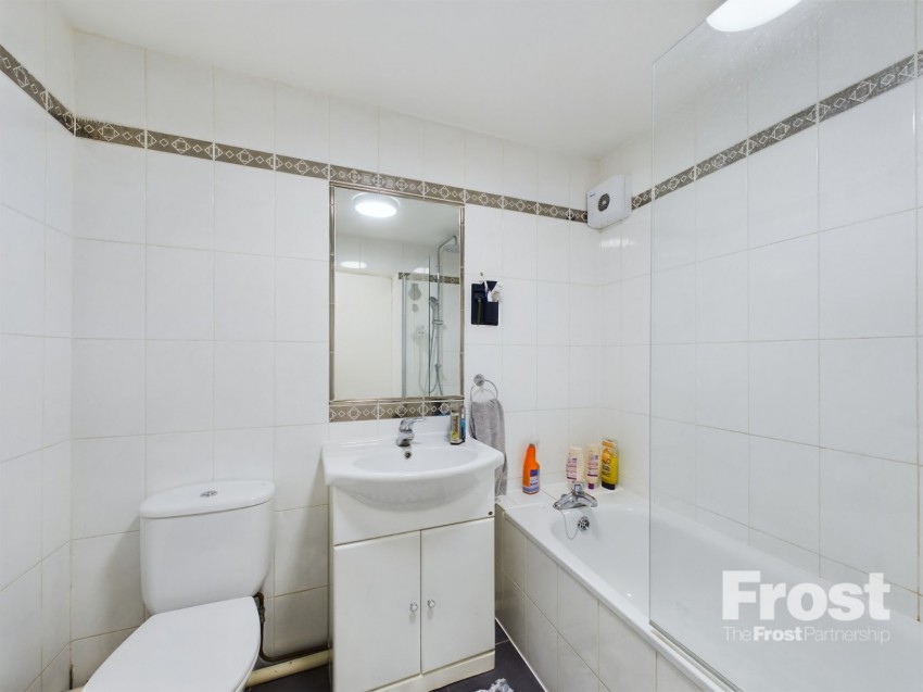 Images for Ashford, Surrey EAID:2640919782 BID:ASH
