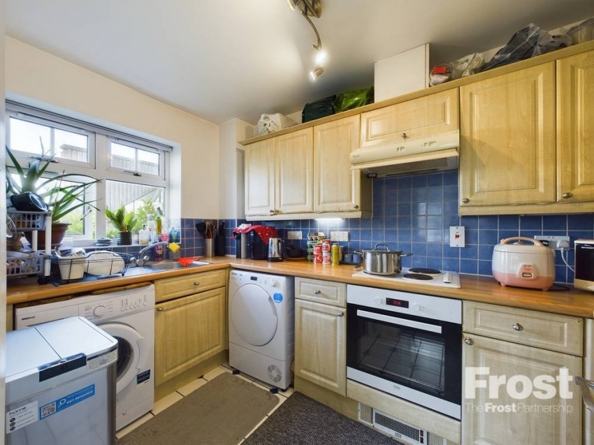 Images for Ashford, Surrey EAID:2640919782 BID:ASH