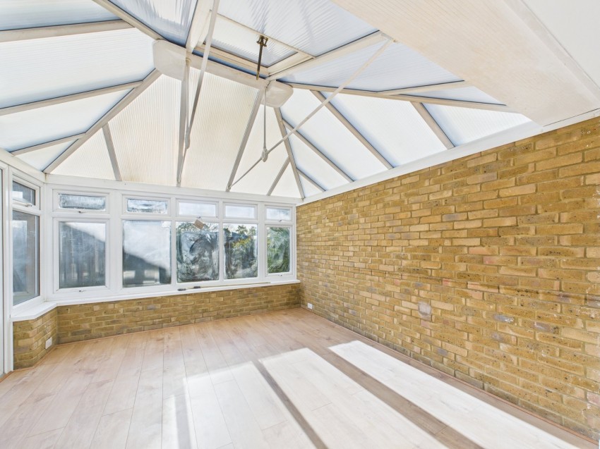 Images for Ashford, Surrey EAID:2640919782 BID:ASH