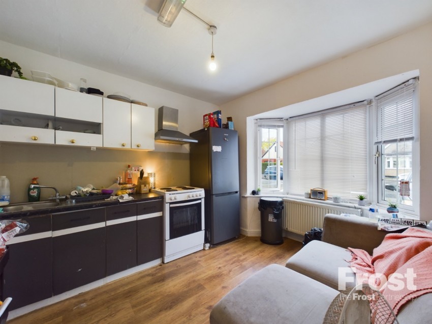 Images for Ashford, Surrey EAID:2640919782 BID:ASH