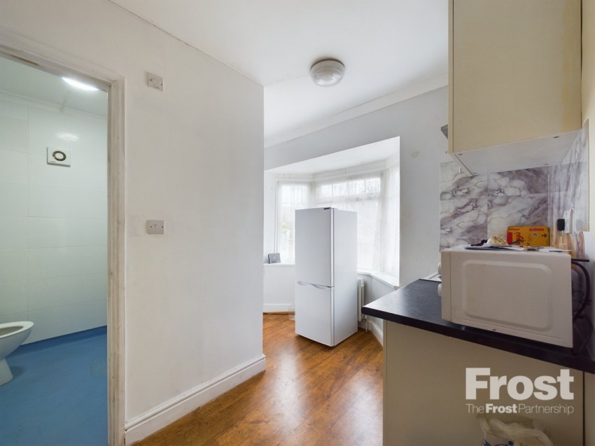 Images for Ashford, Surrey EAID:2640919782 BID:ASH