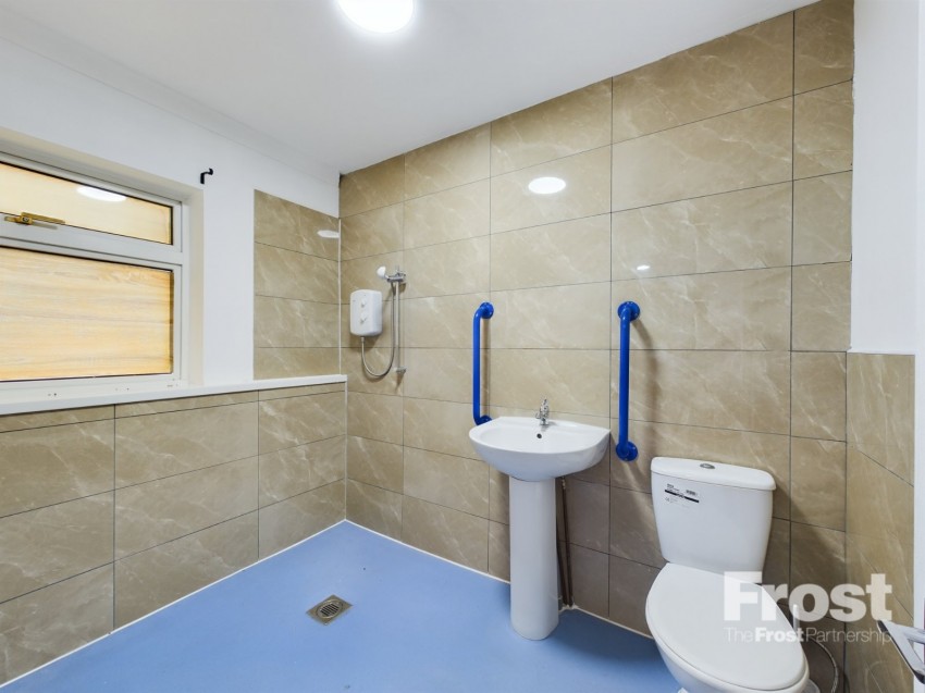 Images for Ashford, Surrey EAID:2640919782 BID:ASH