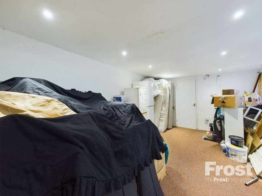 Images for Ashford, Surrey EAID:2640919782 BID:ASH