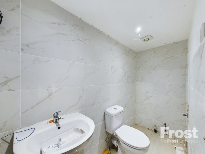 Images for Ashford, Surrey EAID:2640919782 BID:ASH