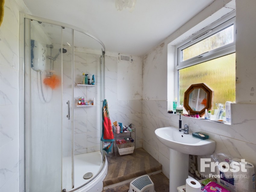 Images for Ashford, Surrey EAID:2640919782 BID:ASH