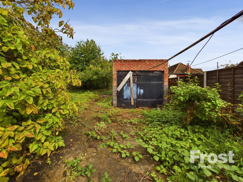 Images for Ashford, Surrey EAID:2640919782 BID:ASH